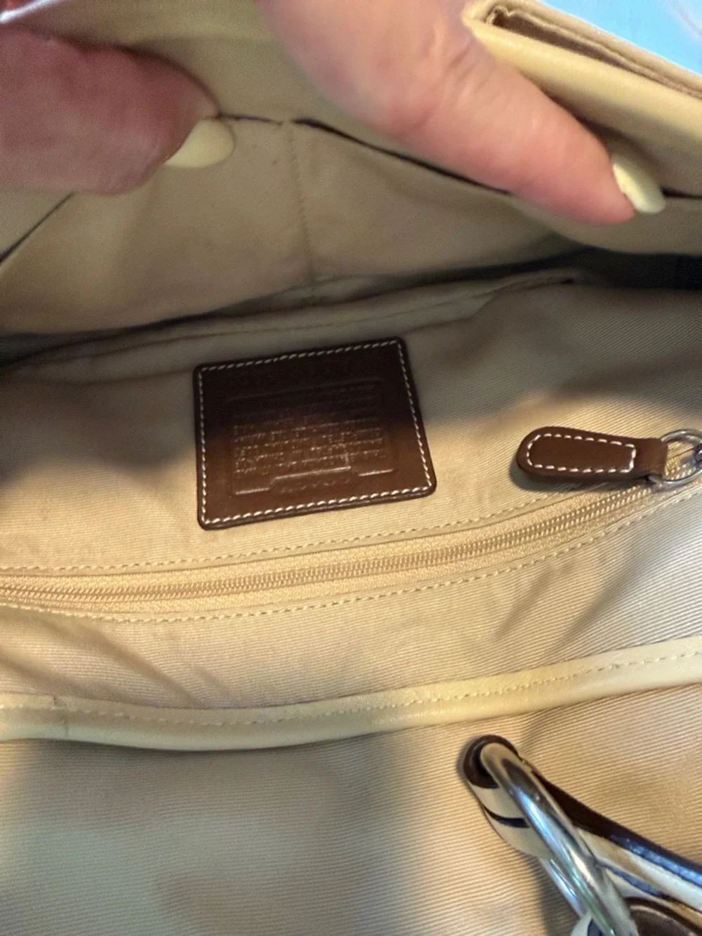 Coach, Women's Pebbled Leather Shoulder Bag in Taupe - Picture 3 of 8